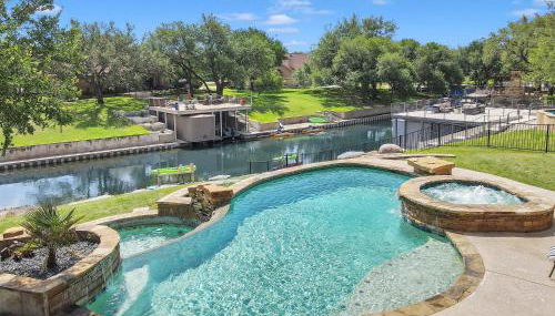 Waterfront House on Lake LBJ Cove and Concierge Services - Foto 4