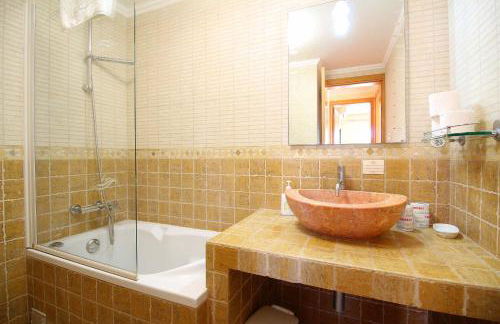 Quinta dos Vales Wine Estate - Foto 96