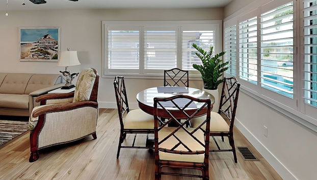 Doc's Cottage by Distinctive Beach Rentals - Foto 4, Servicios del alojamiento