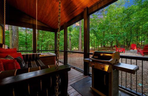 Romantic 1BR Cabin in Broken Bow HotTub, FirePit - Foto 34