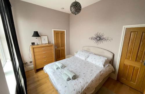 The Beach Front Apartment, Amazing Frontline Sea Views - Foto 10