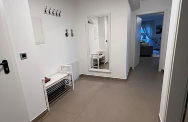 Großes Apartment 74m2 mit Balkon & Parkplatz - Steakhouse Esmeralda - Photo 13