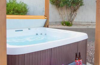 Scottsdale Paradise Poolside with Hot Tub & Gym - Foto 68