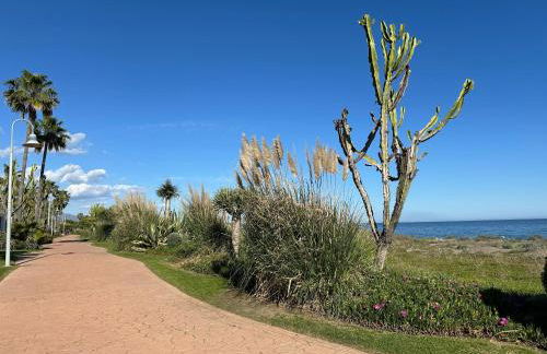 Villa Serena Marbella - Luxury villa with pool & sea views - Photo 66