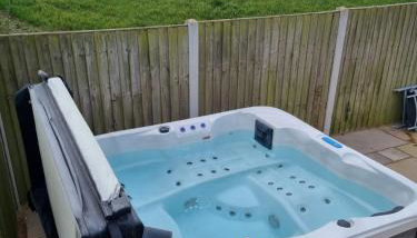 The Thatchie - Photo 3