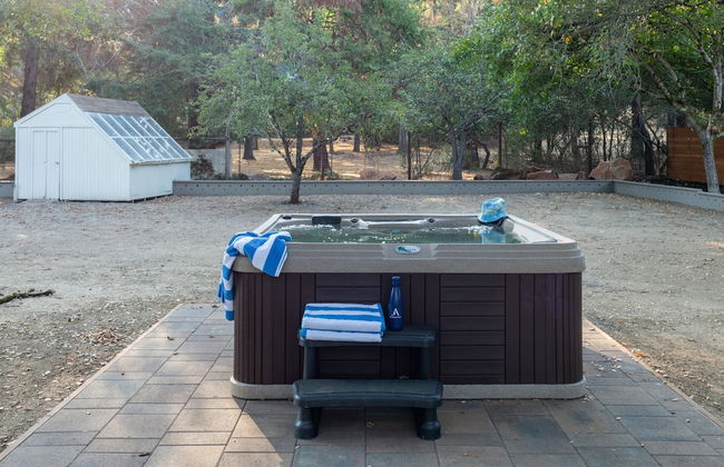 Mataro by Avantstay Large & Elegant Home in Santa Rosa w/ Hot Tub & Games - Foto 17