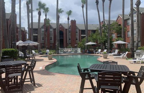 Spacious 2BR&2BA Med Center APT, Free parking&shuttle - Foto 25