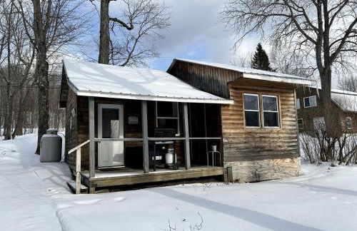 Portage Lakeside Cabins in Portage Lake, ME - Foto 8