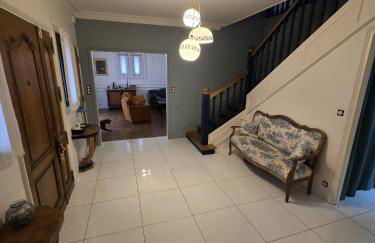 Une grande maison bleue - Photo 15