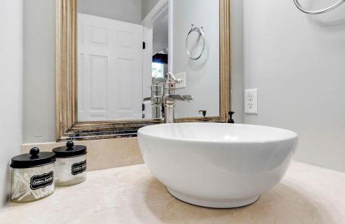 Waterfront Access with Kayaks Private Deck and a Firepit - Photo 44