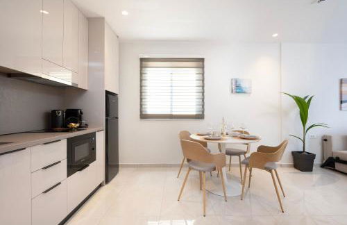 Unicos City Suites - Photo 41