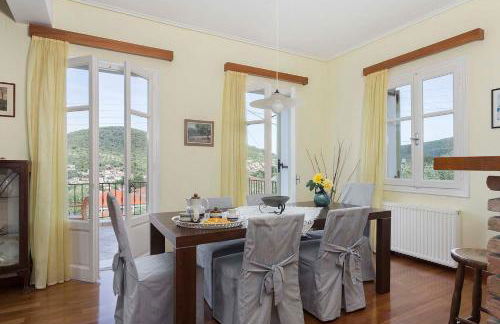 Yellow House Ithaca - Foto 28