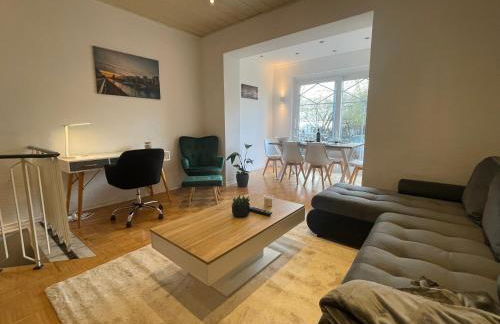 schön wohnen ! Netflix Nespresso Küche Parkplatz Garten - Foto 25