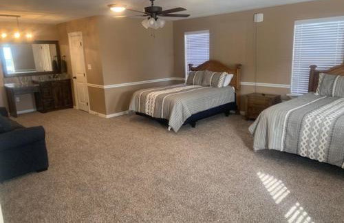 Hitching Post - Photo 9