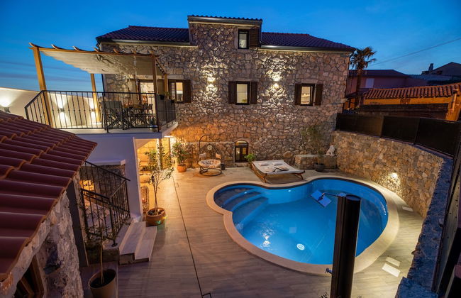 Stunning Villa on Island Krk Near Sandy Beach - Foto 1