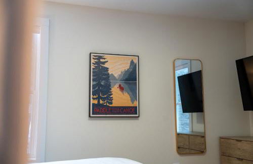 '"Luxury Mountain Getaway'" Sauna, Hot Tub, Massage Chair, Pool Table - Photo 57