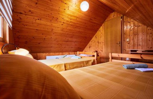 2 Bedroom Nice Home In Donja Stubica - Photo 25