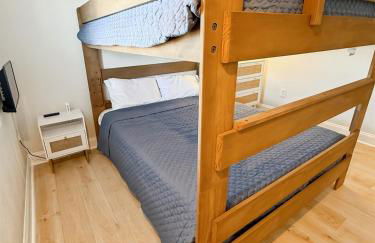 Out To Sea - Oceanfront 2 Bedroom, 2 Bath Condo - Foto 21