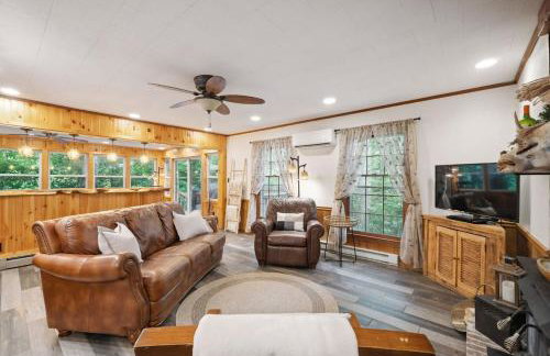 Laurel Thicket Cottage w Fire Pit - Photo 6
