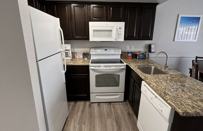 GetAways at Havasu Dunes Resort - Photo 9