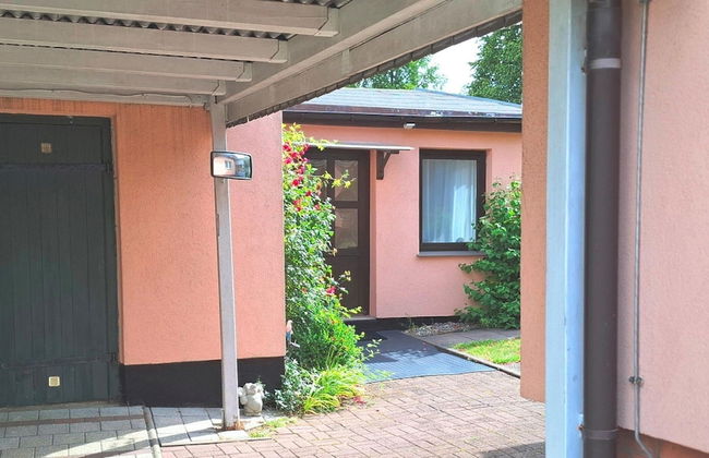 Einladender Bungalow in Kropelin mit Terrasse - Foto 3