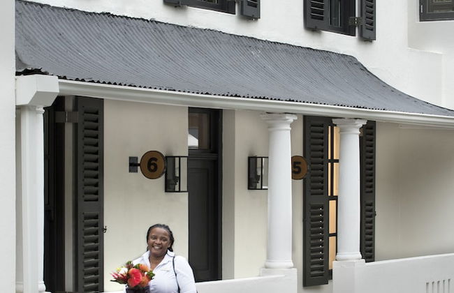 More Quarters Hotel - Photo 51