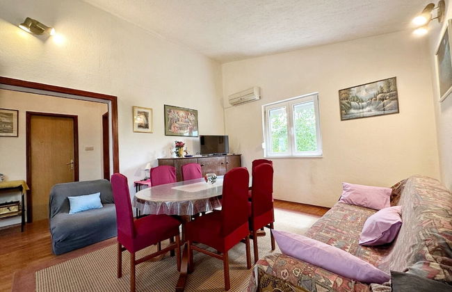 Tamy - With hot tub - H - Foto 16