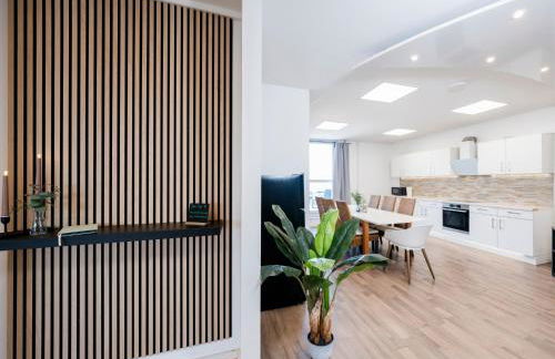 Design Penthouse - 4SZ - 2Bäder - Whirlpool - 2 Parkplätze - Dachterrasse - Foto 11