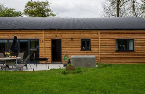 Luxury Barn Conversion with Hot Tub- 'Blackbird' - Foto 9