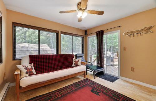 Secluded Cabin, Jacuzzi, Pool Table, King Bed & Fire Pit - Photo 39