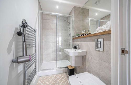 Luxury 2BR Penthouse-1, Private Terrace, City Center, Free Parking - Foto 56