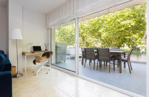 SeaBreezeHeaven - Sea View Apartment, Pool & Spacious Terrace with BBQ - 50m from Sant Pol Beach - Foto 13