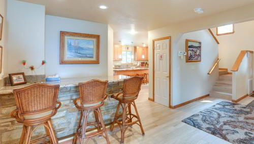 Deck and Beach Access Lake Tahoe Shoreside Retreat! - Foto 5