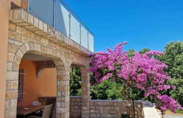 Villa Luka - Photo 2