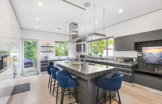 Sunset Heights - Elegant Modern Villa With Beautiful Views in the Hills - Foto 7