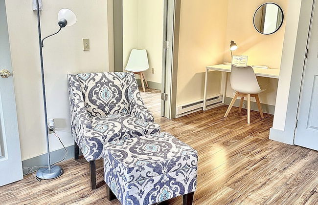 2BR Sunshine Town Condo - Photo 35