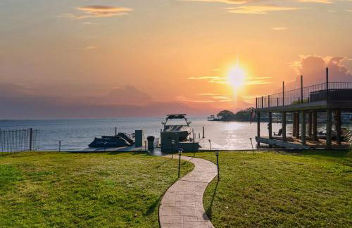 Conroe Lakefront Cottage - Foto 74