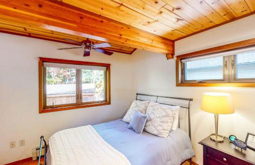 Hot Tub, Lake Views! All-Season Hinsdale Haven - Foto 20