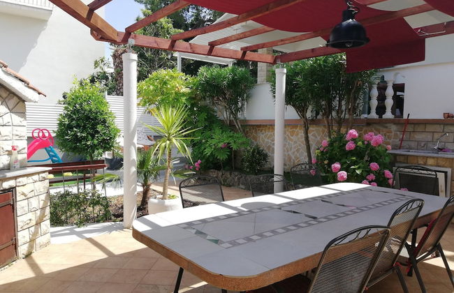 Modern Apartment With Pool and Terrace - Foto 13