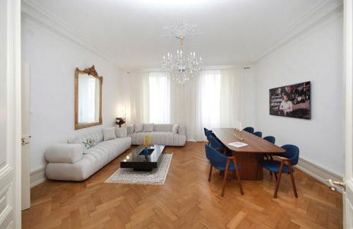 LE LYNX HAUSSMANIEN appartement tout confort, climatisé avec parking privé, à deux pas du centre - Foto 6