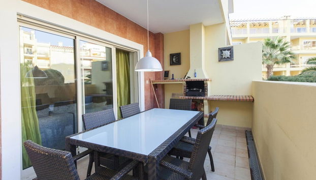 C15 - The Patio do Convento Apartment - Foto 4, Habitación