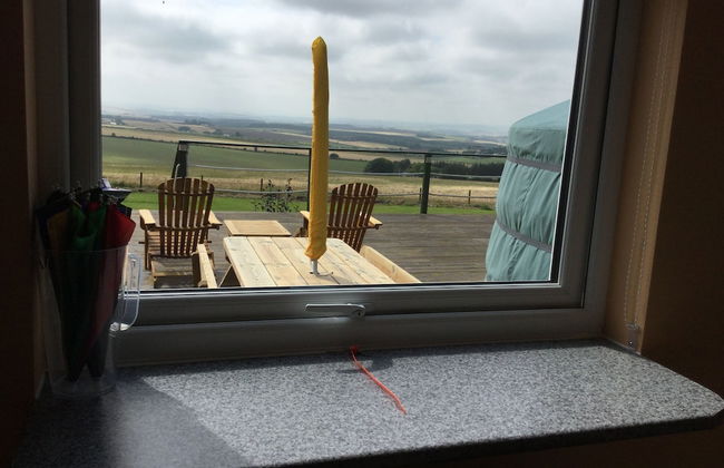 Orange Yurt With Hot Tub- Sleeps 3, Parking & Wifi - Photo 36