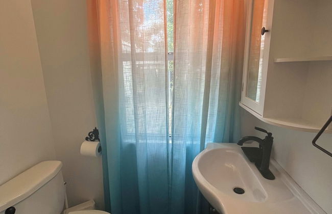 Tiny House in Lafayette - Photo 2