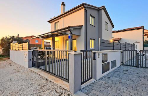 Casa Tara Three-Bedroom Holiday Home - Foto 10