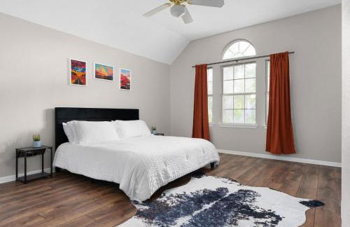 Hidden Gems with Pool and Game room - Foto 34