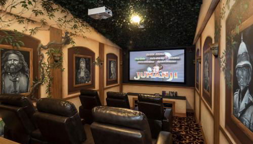 10 Acre Lakefront Game House - Sleep Upto 45 - Foto 5