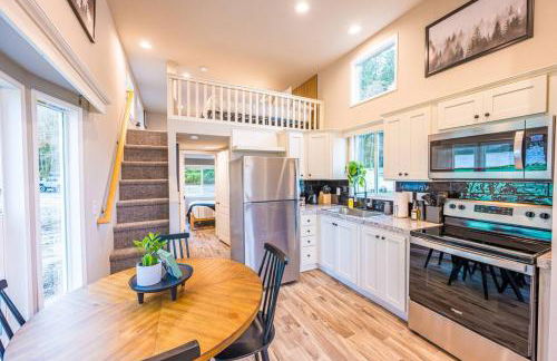 Rainforest Tiny Home Retreat Rustic Modern - Foto 16