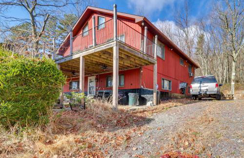 Cozy Pennsylvania Home with Pool Table and Pool Access - Foto 37