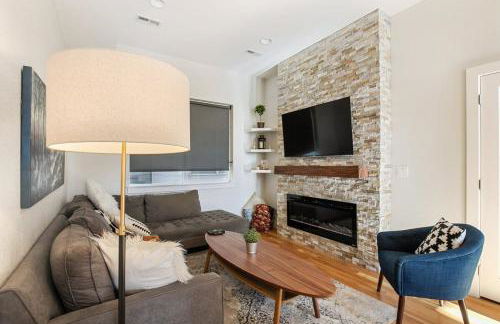 2 BDR Home Roof Deck plus Walk to Broncos and Sloans Lake - Foto 2