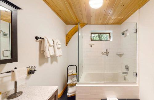 Lazy Lumberjack Hilltop Cabin - Foto 14